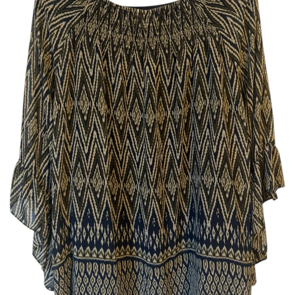 NAVY/TAN PRINT TOP w/SLEEVE DETAIL PLUS: 2X #W - Picture 8 of 12